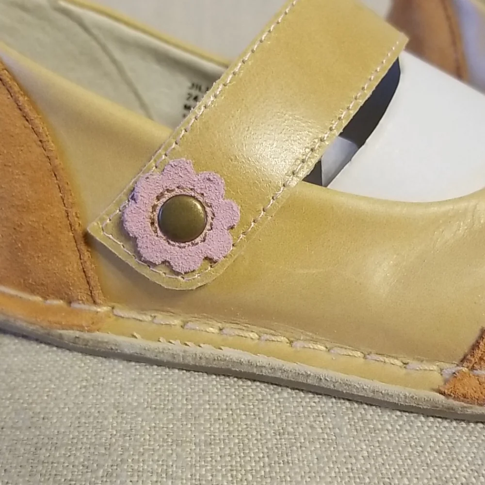 Pipit Toddler Jill Suede Shoes in Russet/Lt Caramel